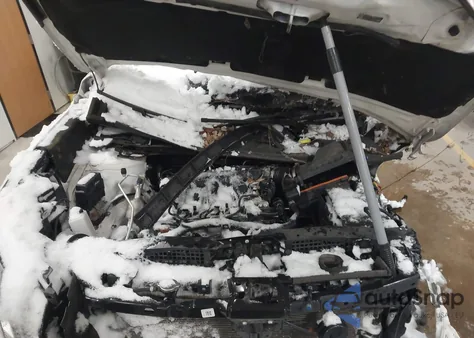 2023 Nissan Pathfinder Sl 4Wd z USA, uszkodzony, nr VIN 5N1DR3CC0PC213081